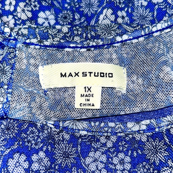 Woman’s short sleeve blue blouse Max Studio 1x - Picture 3 of 6